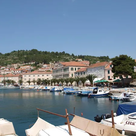 Sarenko-1 By Interhome * ヴェラ・ルカ